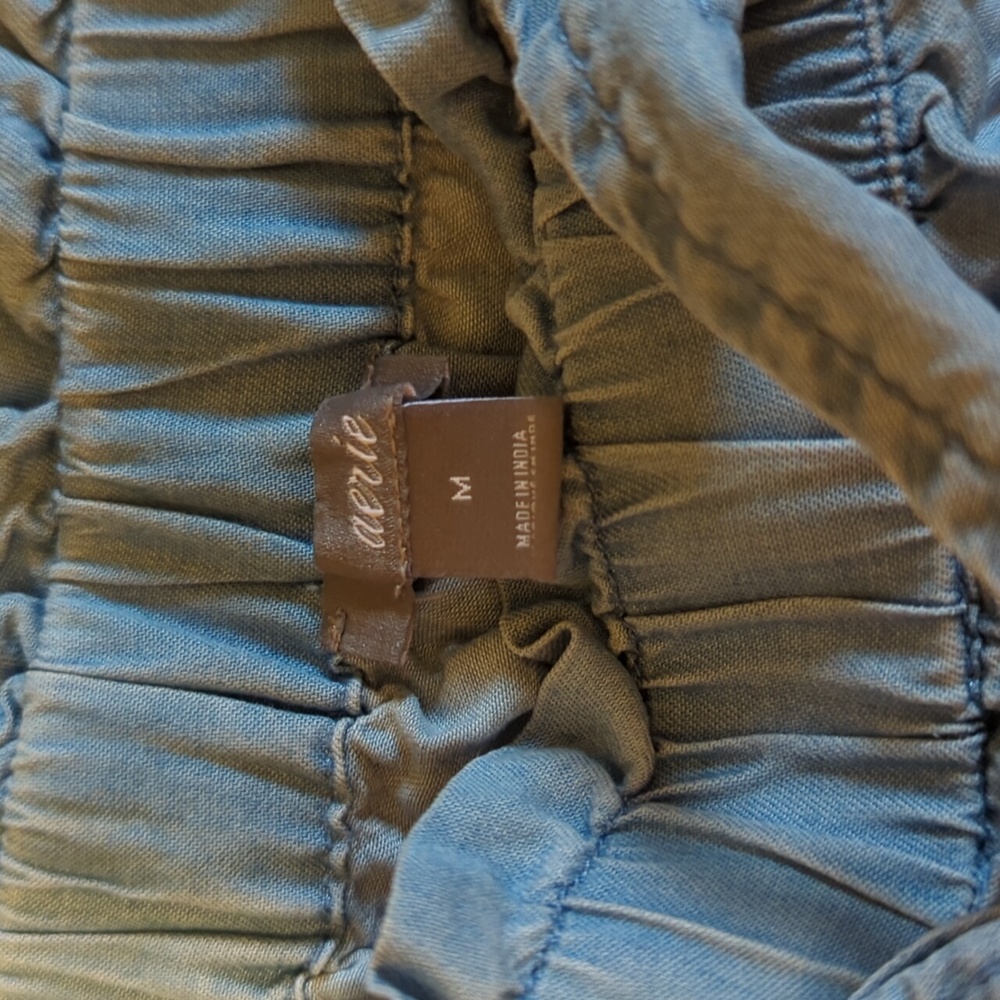 Aerie flowy chambray like shorts size medium - Picture 3 of 7